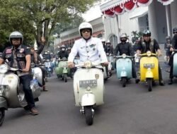 Perkumpulan Pecinta Vespa di Bandung Ramaikan Vespa World Days 2024