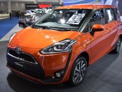 Toyota Sienta: Mobil Keluarga Ideal di Era Modern