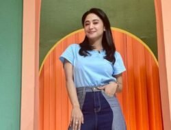 Dewi Perssik dan Kehangatan Ramadan Bersama Ibu
