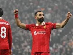Arne Slot: “Salah Butuh Waktu untuk Kembali Bangkit”
