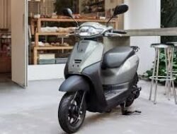 Honda Tact: Skuter Kecil yang Praktis untuk Perkotaan
