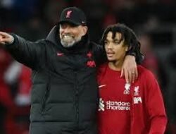 Klopp Kecewa dengan Respons Fans terhadap Trent Alexander-Arnold