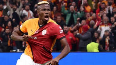Osimhen Dipandang Sebagai Solusi untuk Manchester United