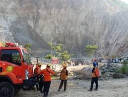 Upaya Pencarian Korban Longsor di Gunung Kuda