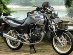 Honda Tiger 2000: Motor Sport Legendaris yang Masih Dikenang