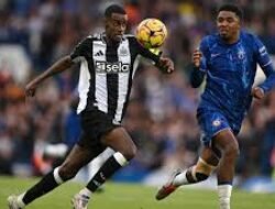 Alexander Isak Diragukan Tampil Melawan Liverpool di Anfield