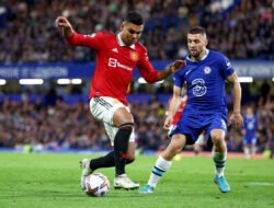 Manchester United Berhasil Menaklukkan Chelsea 2-0, Dua Kartu Merah Jadi Sorotan