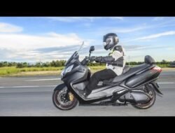 SYM Maxsym 600i: Skuter Bongsor dengan Banyak Keunggulan