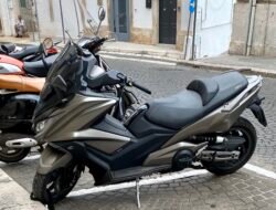 Kymco AK 550: Skuter Bertenaga untuk Performa Maksimal