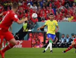 Casemiro Desak Timnas Brasil untuk Belajar dari Kekalahan Melawan Jepang