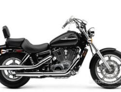 Honda VT1100 Shadow (Aero): Kekuatan dan Keanggunan dalam Satu Paket