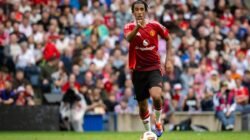 Lenny Yoro: Tak Ada Penyesalan Memilih Manchester United