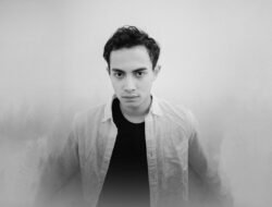 Omara Esteghlal Sindir Gubernur Kaltim soal Pengadaan Mobil Dinas Rp8,5 Miliar