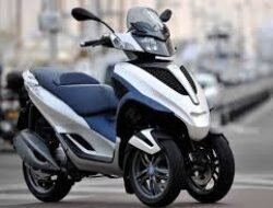 Piaggio MP3 500: Skuter Tiga Roda yang Siap Mengubah Paradigma Berkendara