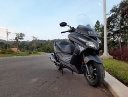 Kymco Downtown 250i: Skuter Premium yang Memikat untuk Seluruh Kebutuhan Berkendara