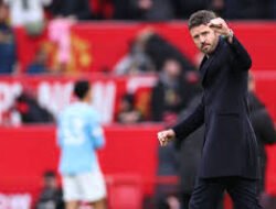 MU Belum Terkalahkan, Carrick Pilih Tenang: “Langkah Kecil yang Penting”