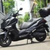Kymco Downtown 250i: Skutik Besar yang Lebih Cocok Diajak Jalan Jauh daripada Sekadar Dipakai Harian