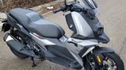 BMW C 400 X: Skutik Premium yang Diam-Diam Jadi Pilihan Serius Pengendara Kota