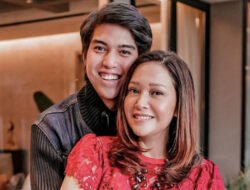 Siraman El Rumi Dipenuhi Emosi