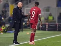 Isak Kembali ke Lapangan Latihan, Liverpool Tarik Napas Lega