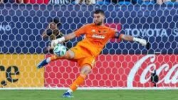 Bangkit dari Ejekan, Maarten Paes Tulis Cerita Baru Bersama Ajax