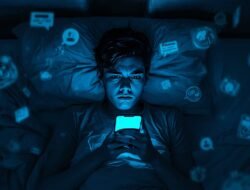 Doomscrolling, Kebiasaan Sepele yang Diam-Diam Menggerus Kesehatan Mental