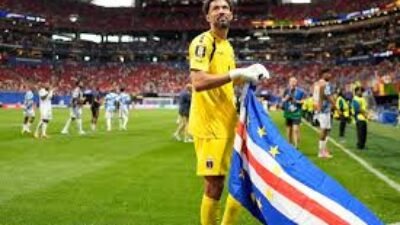 Vozinha Curi Perhatian di Piala Dunia 2026, Kiper 40 Tahun Tanjung Verde yang Membuat Spanyol Kehilangan Kesabaran